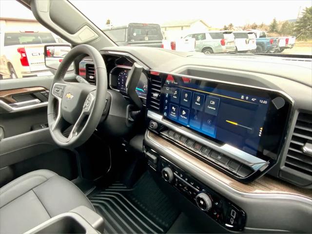 2026 Chevrolet Silverado 1500 4WD Crew Cab Standard Bed LT