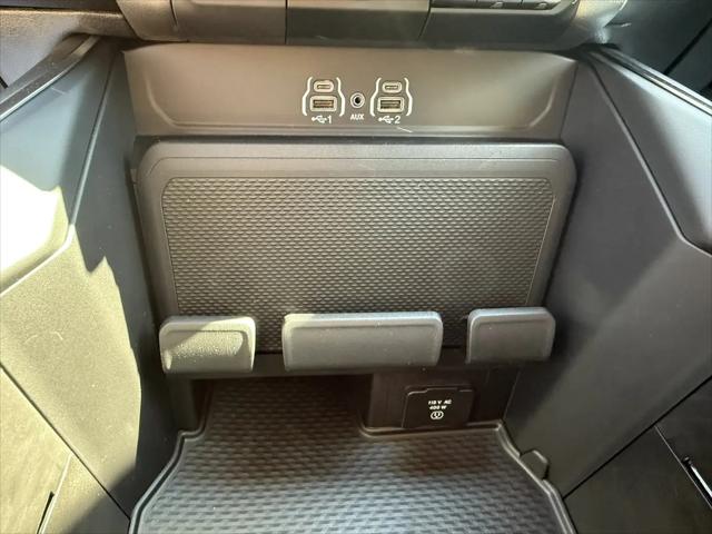 2026 Ram 1500 Lone Star Crew Cab 4x4 5'7" Box