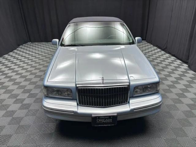 1997 Lincoln Town Car Executive