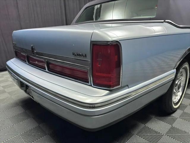 1997 Lincoln Town Car Executive