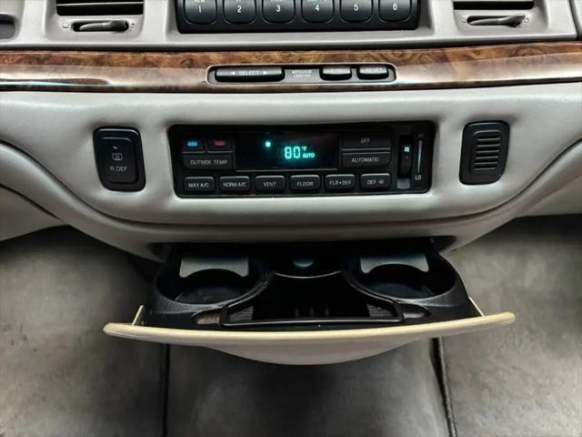 1997 Lincoln Town Car Executive