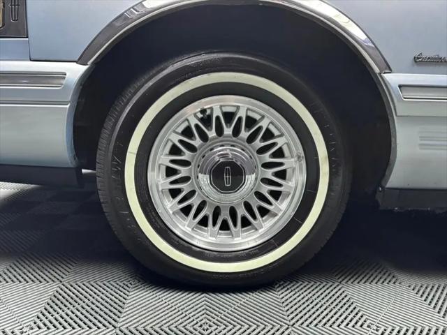 1997 Lincoln Town Car Executive
