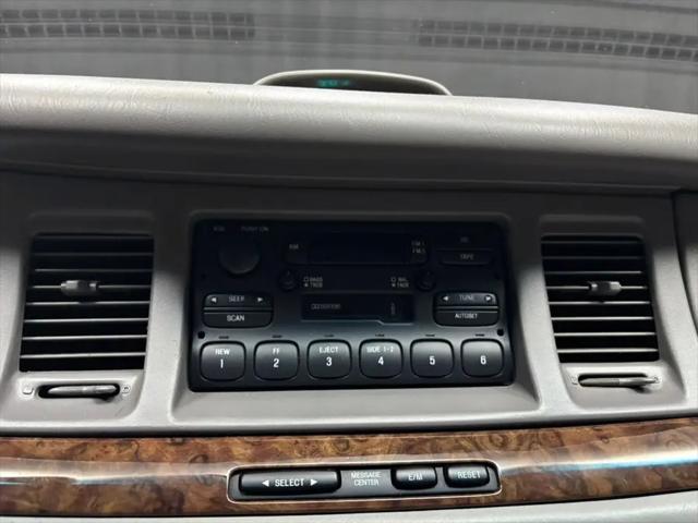 1997 Lincoln Town Car Executive