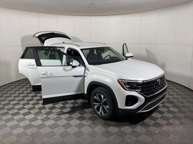 2026 Volkswagen Atlas Cross Sport SE