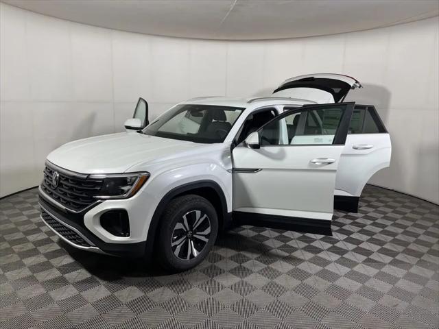 2026 Volkswagen Atlas Cross Sport SE