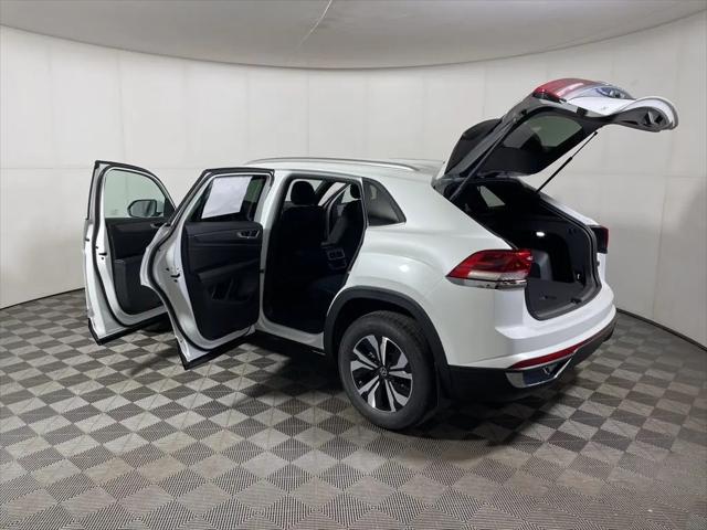 2026 Volkswagen Atlas Cross Sport SE