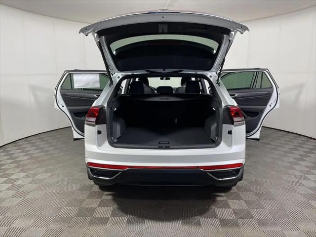 2026 Volkswagen Atlas Cross Sport SE