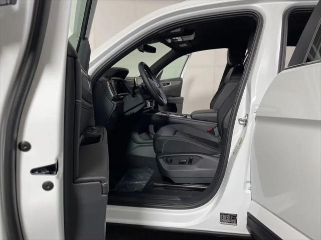 2026 Volkswagen Atlas Cross Sport SE