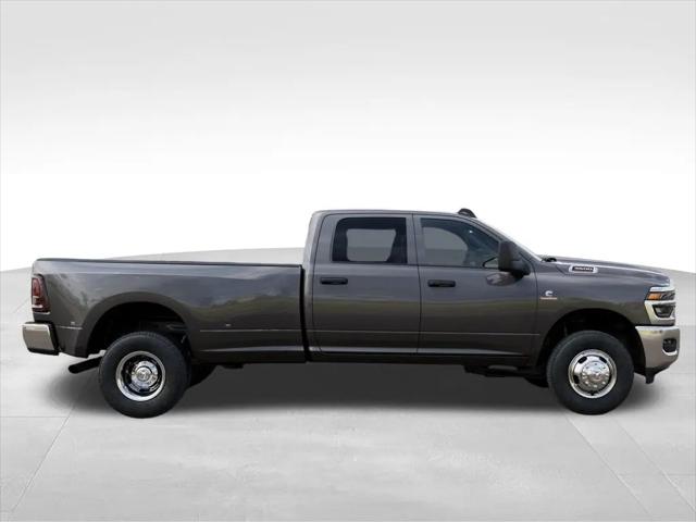 2026 Ram 3500 Tradesman Crew Cab 4x4 8' Box