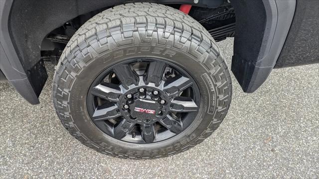 2024 GMC Sierra 3500HD 4WD Crew Cab Long Bed AT4