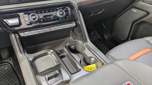 2024 GMC Sierra 3500HD 4WD Crew Cab Long Bed AT4