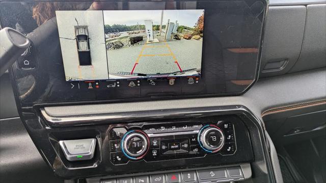2024 GMC Sierra 3500HD 4WD Crew Cab Long Bed AT4