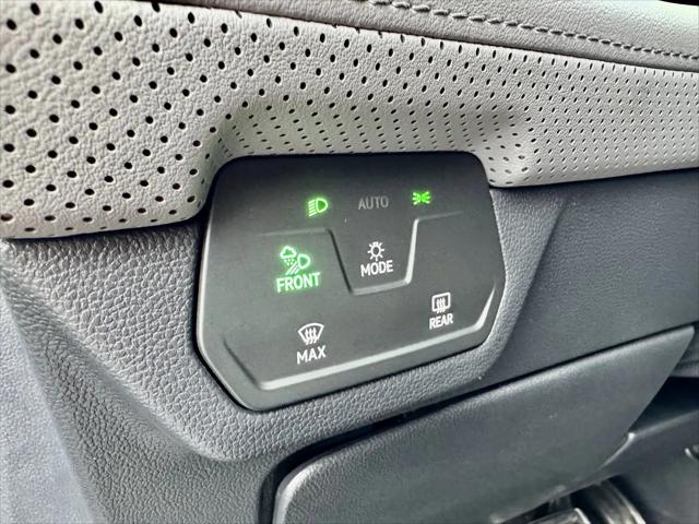 2024 Volkswagen Atlas 2.0T Peak Edition SE w/Technology