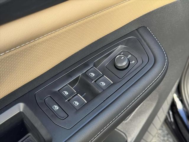 2026 Volkswagen Atlas Cross Sport SE with Technology