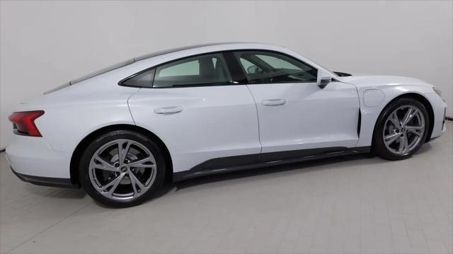 2023 Audi e-tron GT Premium Plus quattro