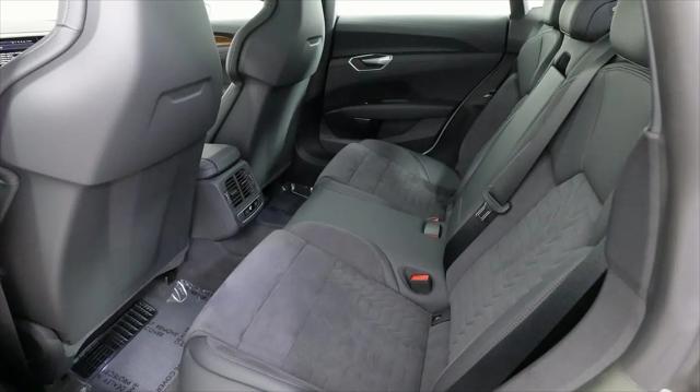 2023 Audi e-tron GT Premium Plus quattro