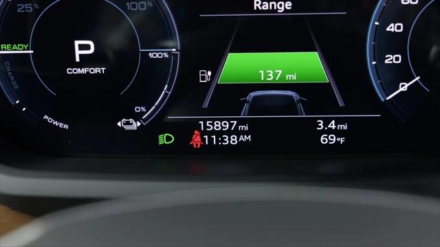 2023 Audi e-tron GT Premium Plus quattro