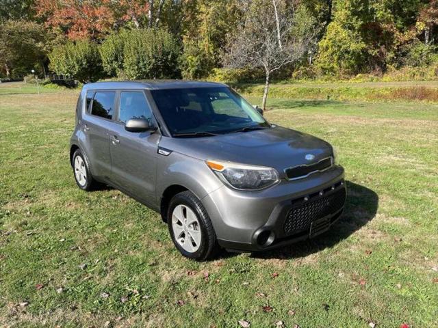 2016 Kia Soul Base