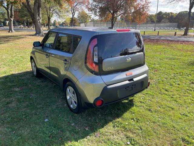 2016 Kia Soul Base