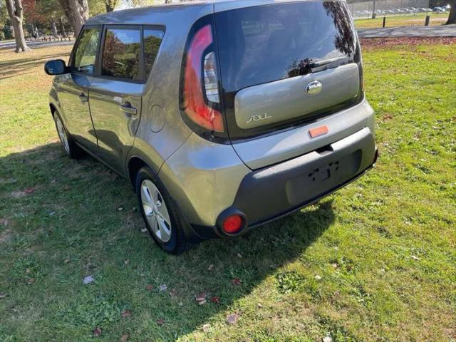 2016 Kia Soul Base