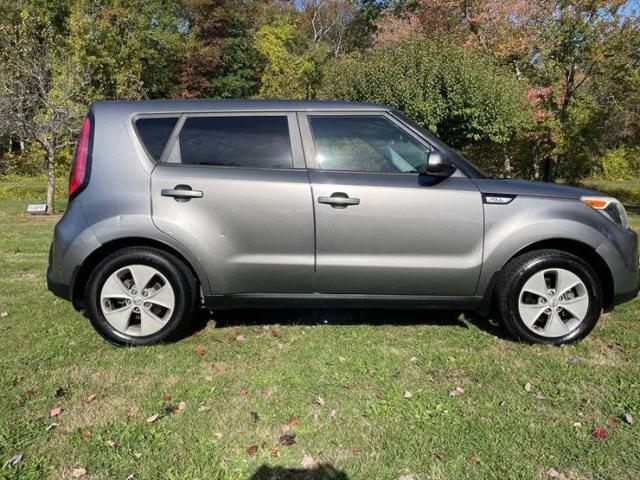 2016 Kia Soul Base