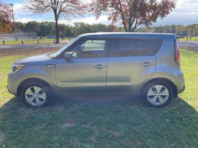 2016 Kia Soul Base