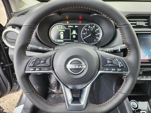 2025 Nissan Versa 1.6 SR