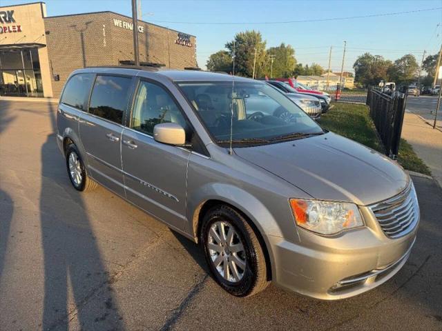 2014 Chrysler Town & Country Touring