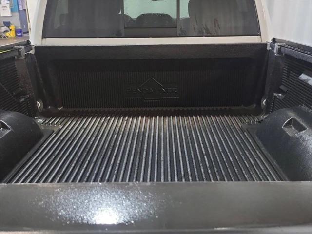 2017 Ram 1500 Big Horn Crew Cab 4x4 6'4" Box