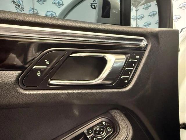 2016 Porsche Macan S