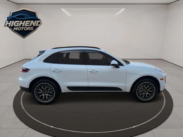 2016 Porsche Macan S
