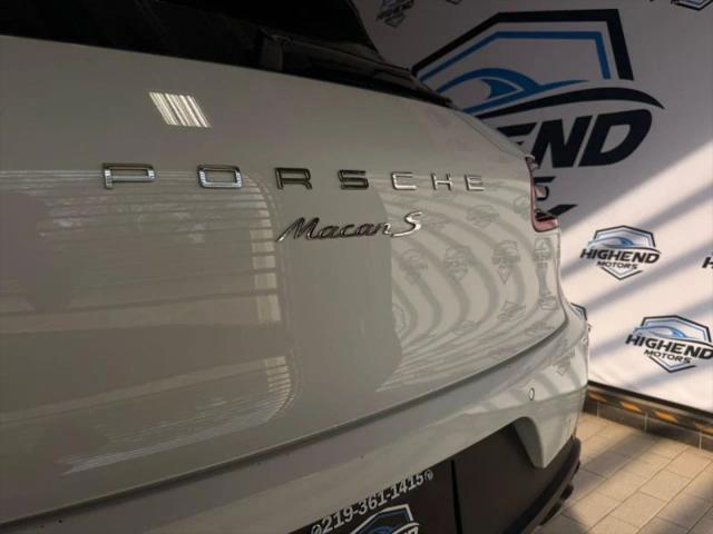 2016 Porsche Macan S