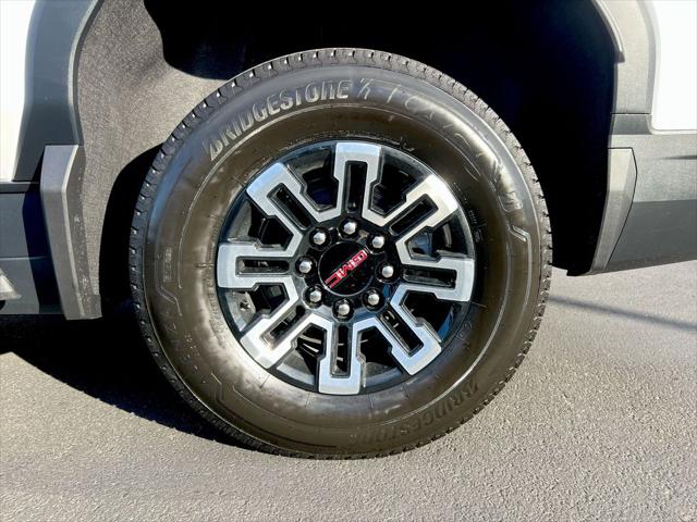 2026 GMC Sierra Standard Range Elevation