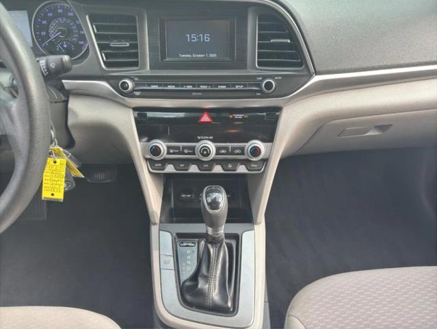 2020 Hyundai Elantra SE