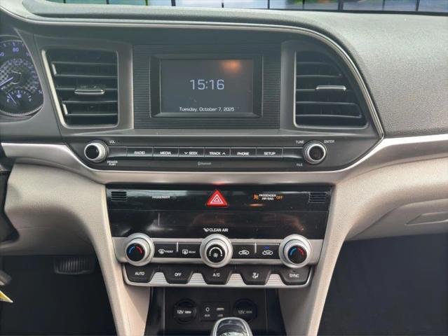 2020 Hyundai Elantra SE