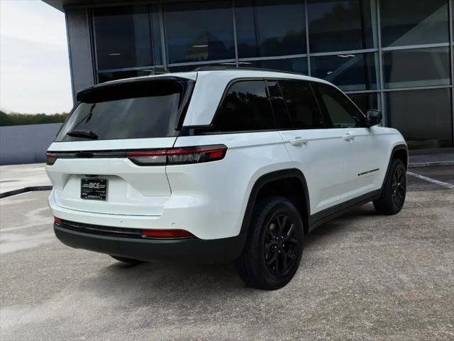 2025 Jeep Grand Cherokee Altitude X 4x2