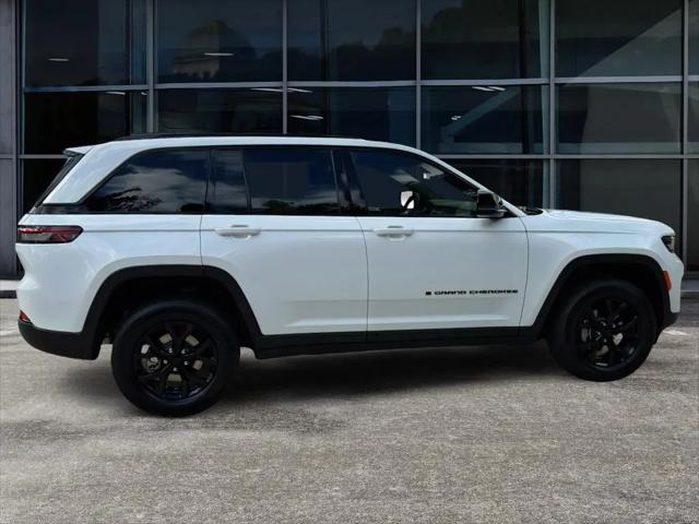 2025 Jeep Grand Cherokee Altitude X 4x2