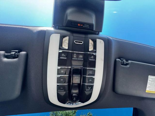 2017 Porsche Macan S