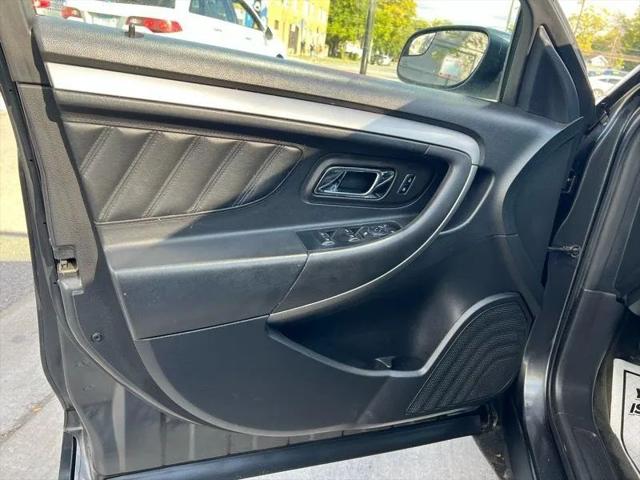 2015 Ford Taurus SEL