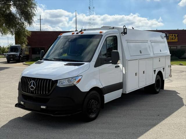 2019 Freightliner Sprinter Standard Roof V6