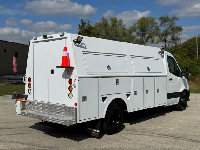 2019 Freightliner Sprinter Standard Roof V6