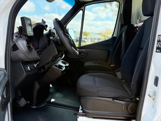 2019 Freightliner Sprinter Standard Roof V6