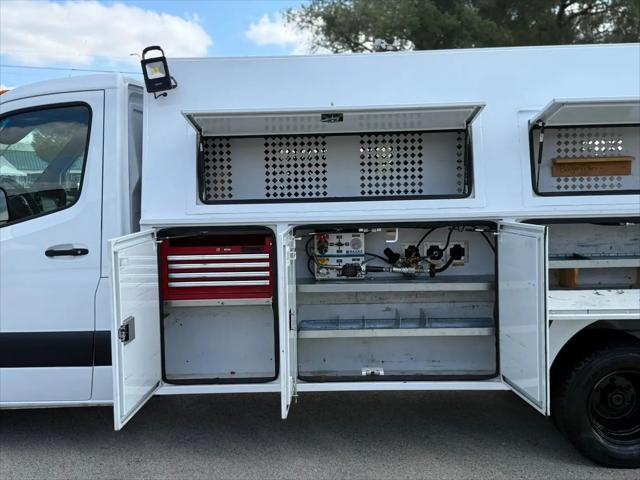 2019 Freightliner Sprinter Standard Roof V6