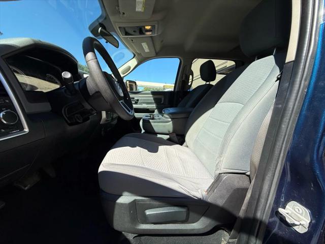 2019 Ram 1500 Classic SLT Crew Cab 4x2 6'4" Box