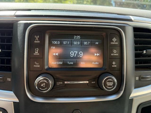 2019 Ram 1500 Classic SLT Crew Cab 4x2 6'4" Box