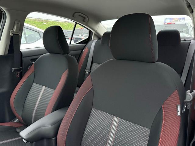 2025 Nissan Versa 1.6 SR