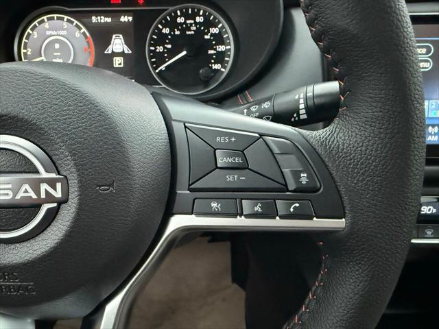 2025 Nissan Versa 1.6 SR
