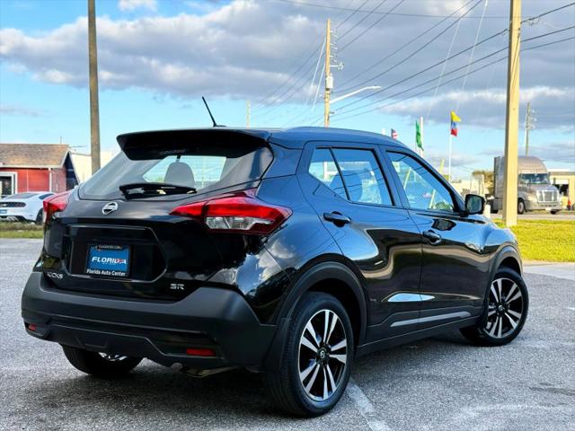 2019 Nissan Kicks SR