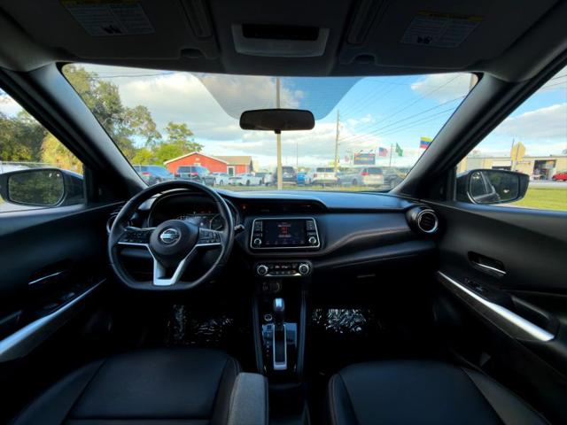2019 Nissan Kicks SR
