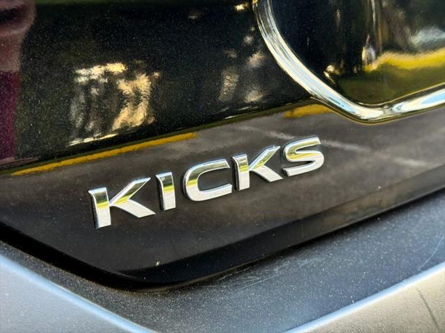 2019 Nissan Kicks SR